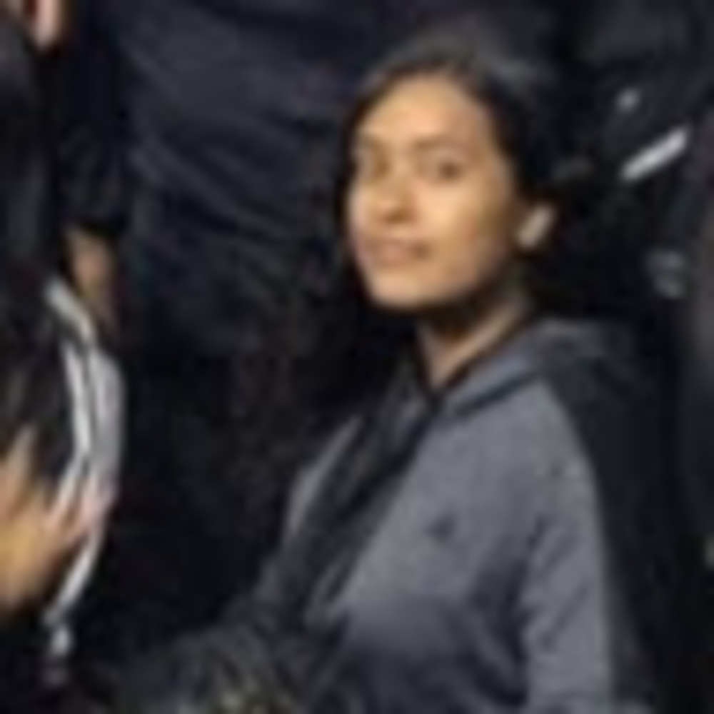 Meet your Posher, Adilia